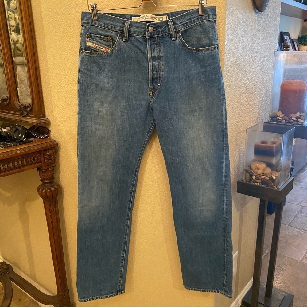 DIESEL Men Blue Buttoned Fly Jeans Size 33-Made in Italy